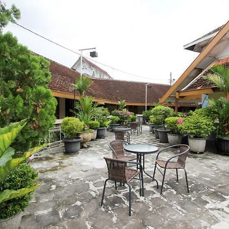 Reddoorz Near Rs Sarjito Yogyakarta Hotel Bagian luar foto