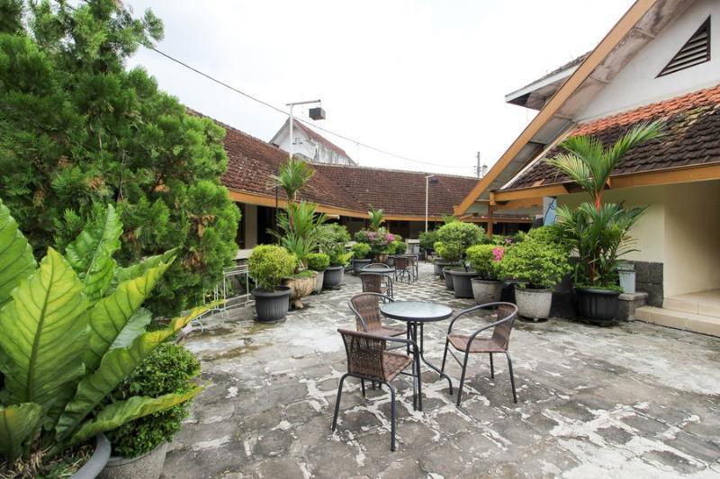 Reddoorz Near Rs Sarjito Yogyakarta Hotel Bagian luar foto